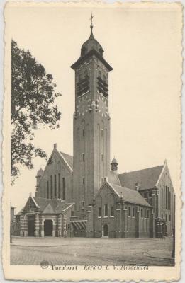 Turnhout Kerk O.L. Vrouw Middelares.