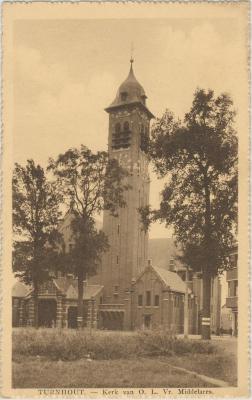 Turnhout. - Kerk van O.L. Vr. Middelares.
