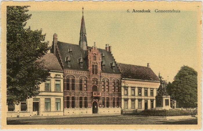 Arendonk. Gemeentehuis.