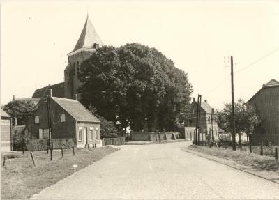 St. Jan-Baptistkerk / dorpsgezicht
