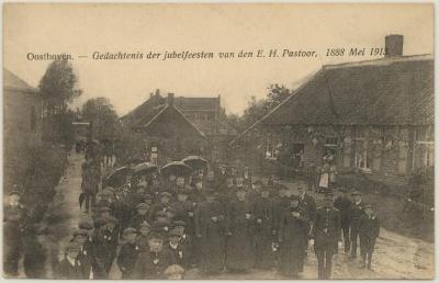 Oosthoven. Gedachtenis der jubelfeesten van den E.H. Pastoor 1888 Mei 1913.