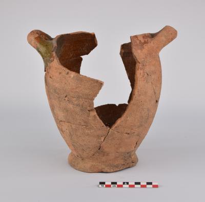 Voorraadpot in roodbakkend aardewerk