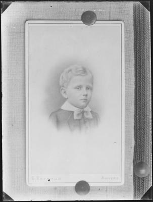 Portretfoto van een jongen