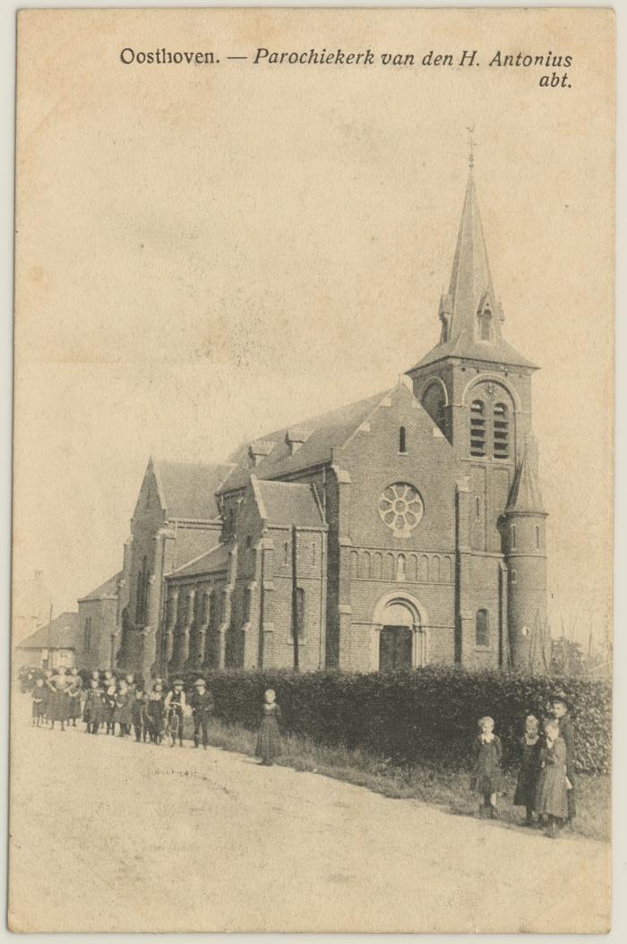 Oosthoven. Parochiekerk van den H. Antonius abt.