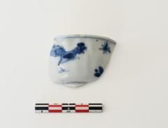 Fragment van een kop in Aziatisch porselein