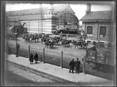 Duitse ruiterij bij het station van Turnhout in de Eerste Wereldoorlog.
