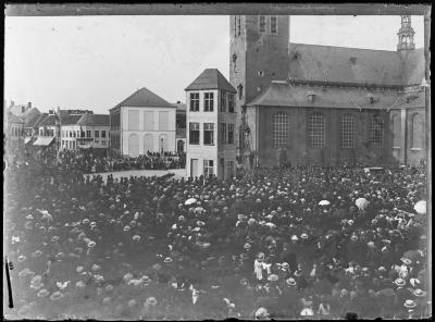Brandweeroefening op de Grote Markt ZW kant