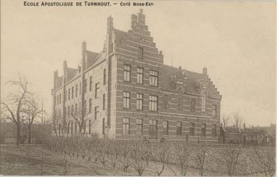Ecole Apostolique de Turnhout. - Coté Nord-Est.