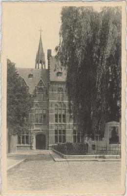 Turnhout Instituut H. Graf en Renier Snieders monument
