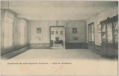 Pensionnat du Saint-Sépulcre, Turnhout. - salle de récréation.